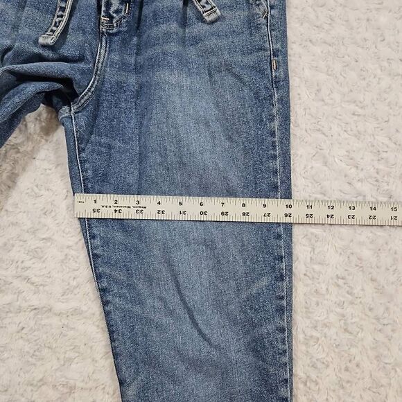 Hollister Mom Jean - Picture 8 of 11